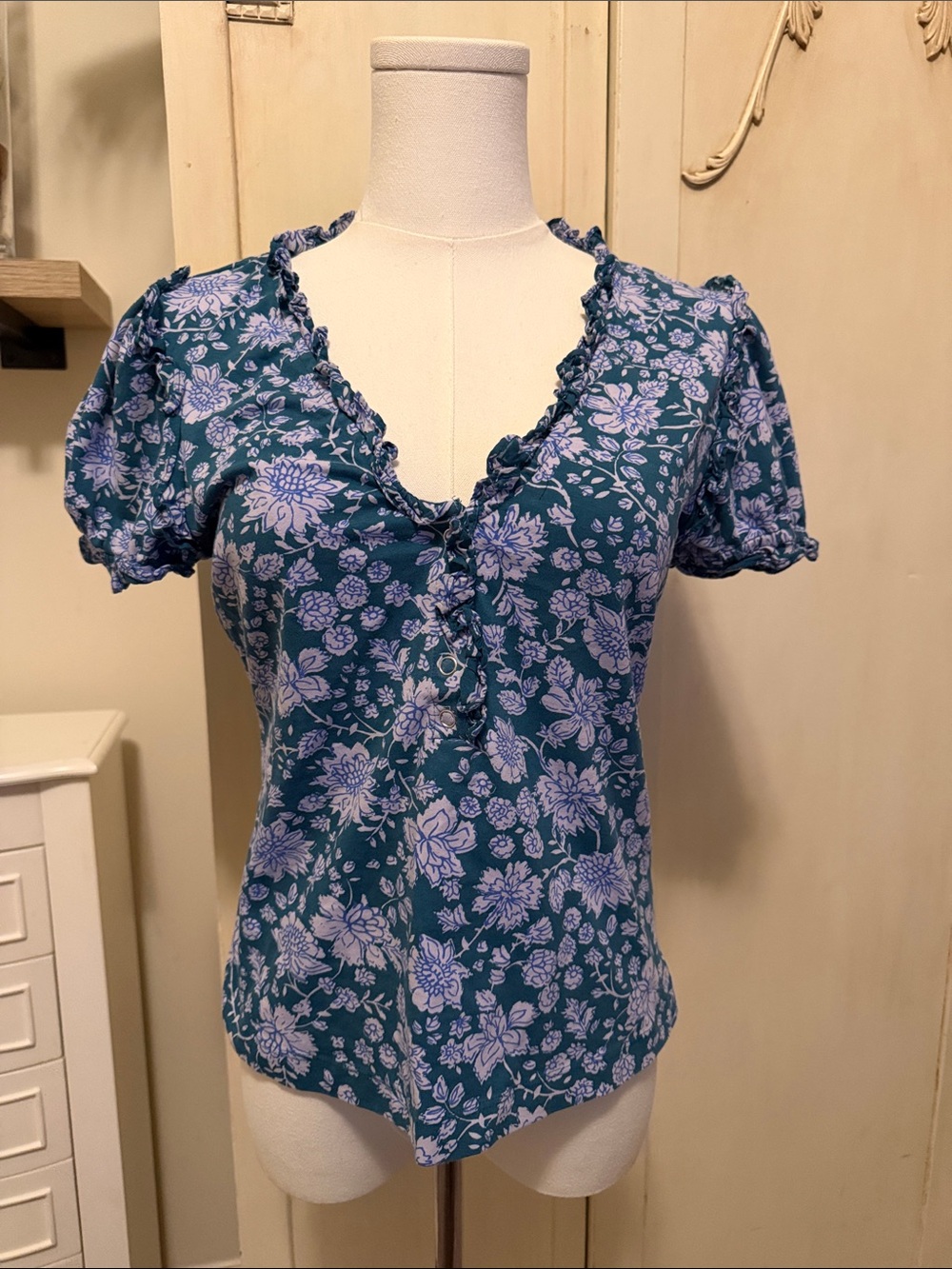 Anthropologie Maeve Teal Floral Ruffle V-Neck Blouse with Lavender Print